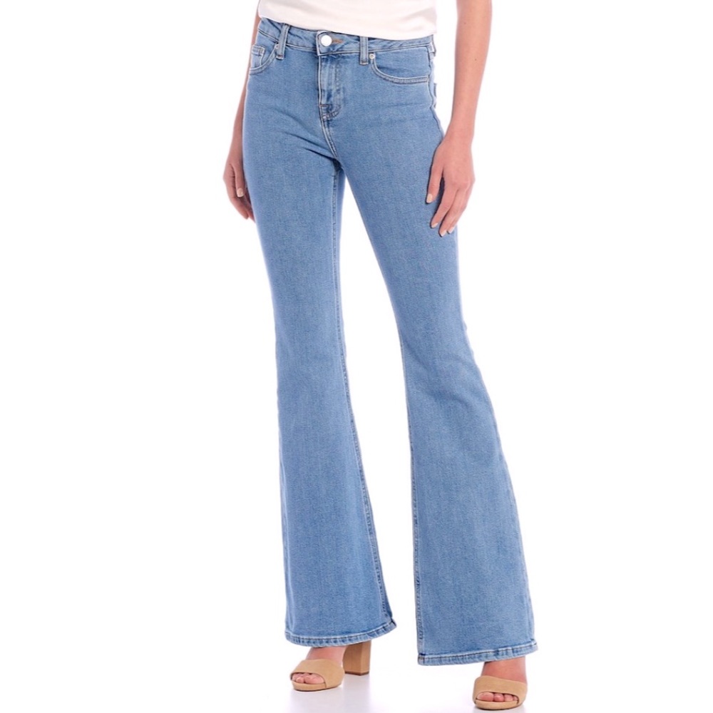 NWT Antonio Melani Flare Jeans Size 25